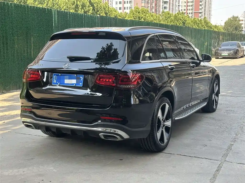 Mercedes-Benz GLC 2023 — фото 7
