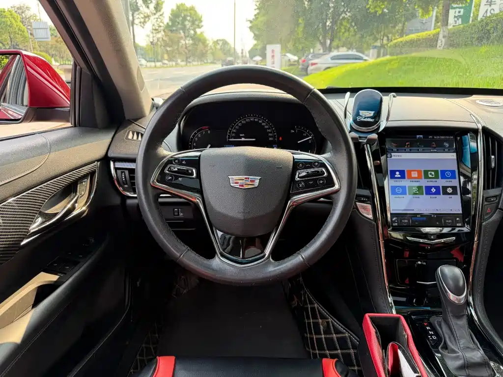 Cadillac ATS-L 2018 — фото 14