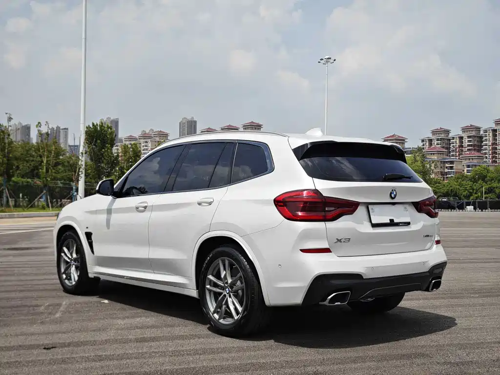 BMW X3 2021 — фото 9