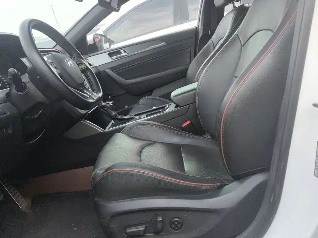 Hyundai Sonata 2015 — фото 11