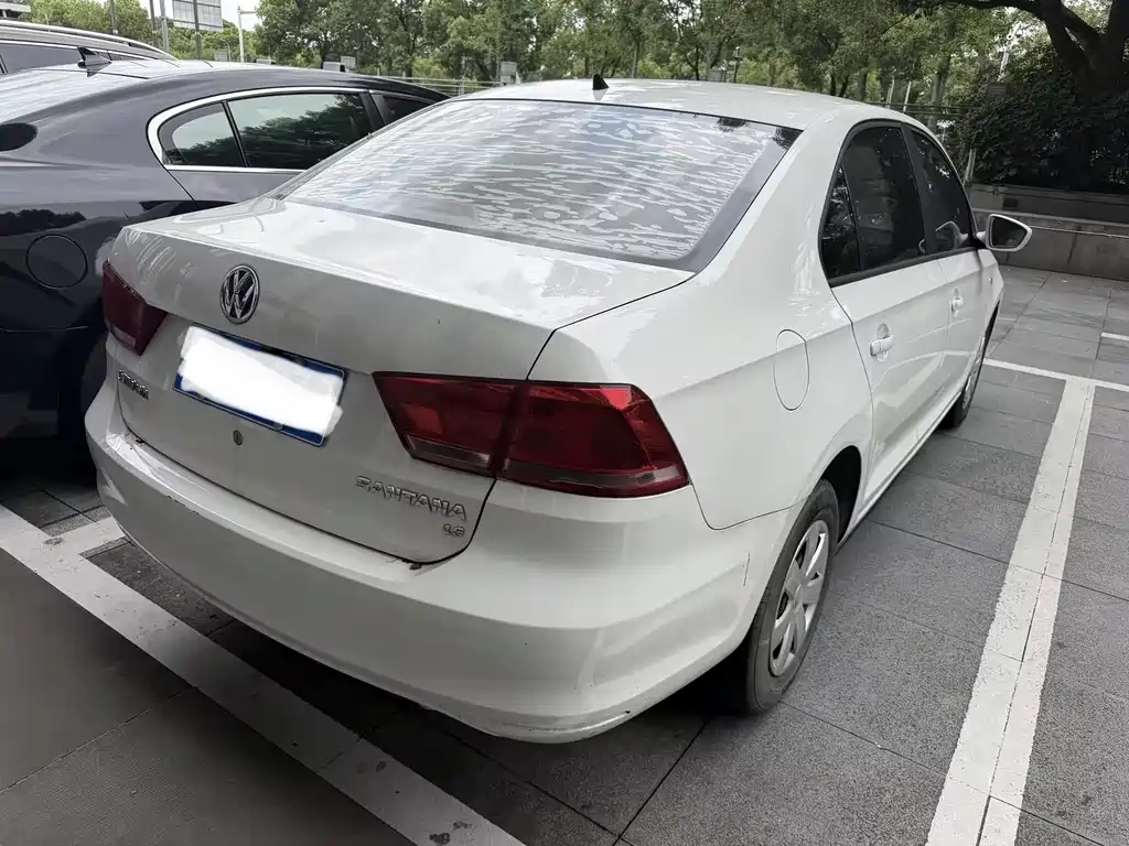 Volkswagen Santana 2013