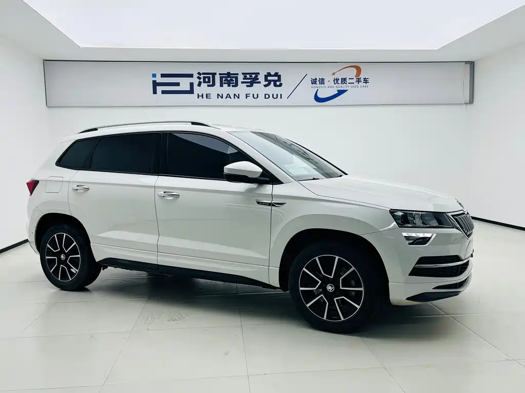 Skoda Karoq 2023 — фото 3