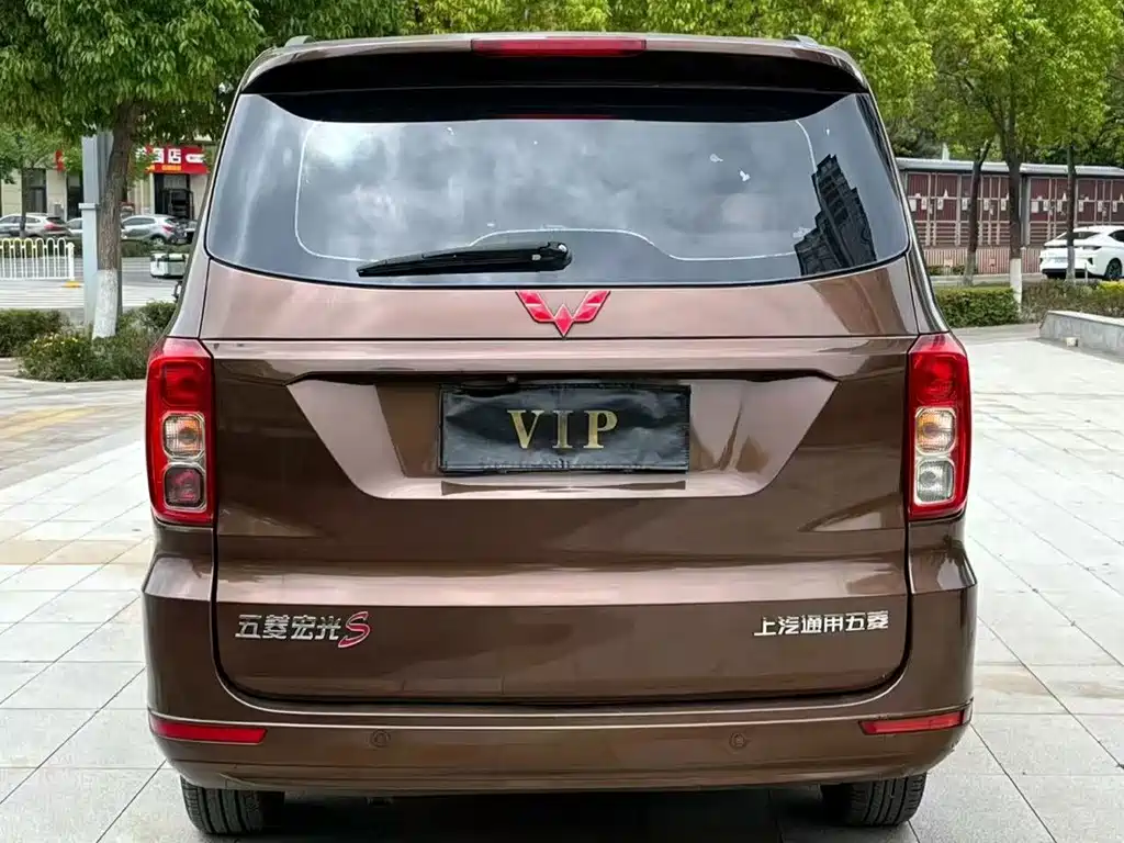 Wuling Hongguang 2019 — фото 5