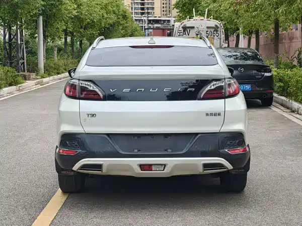 Venucia T90 2017