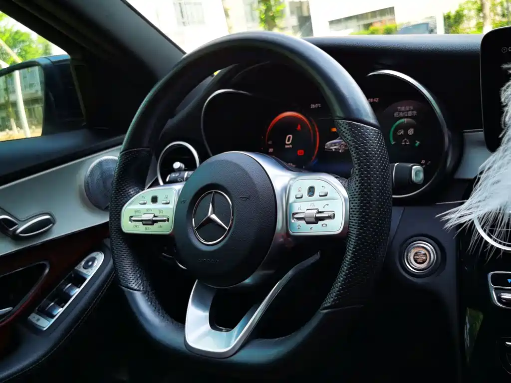 Mercedes-Benz C-Class 2021 — фото 12