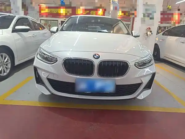 BMW 1 Series 2022