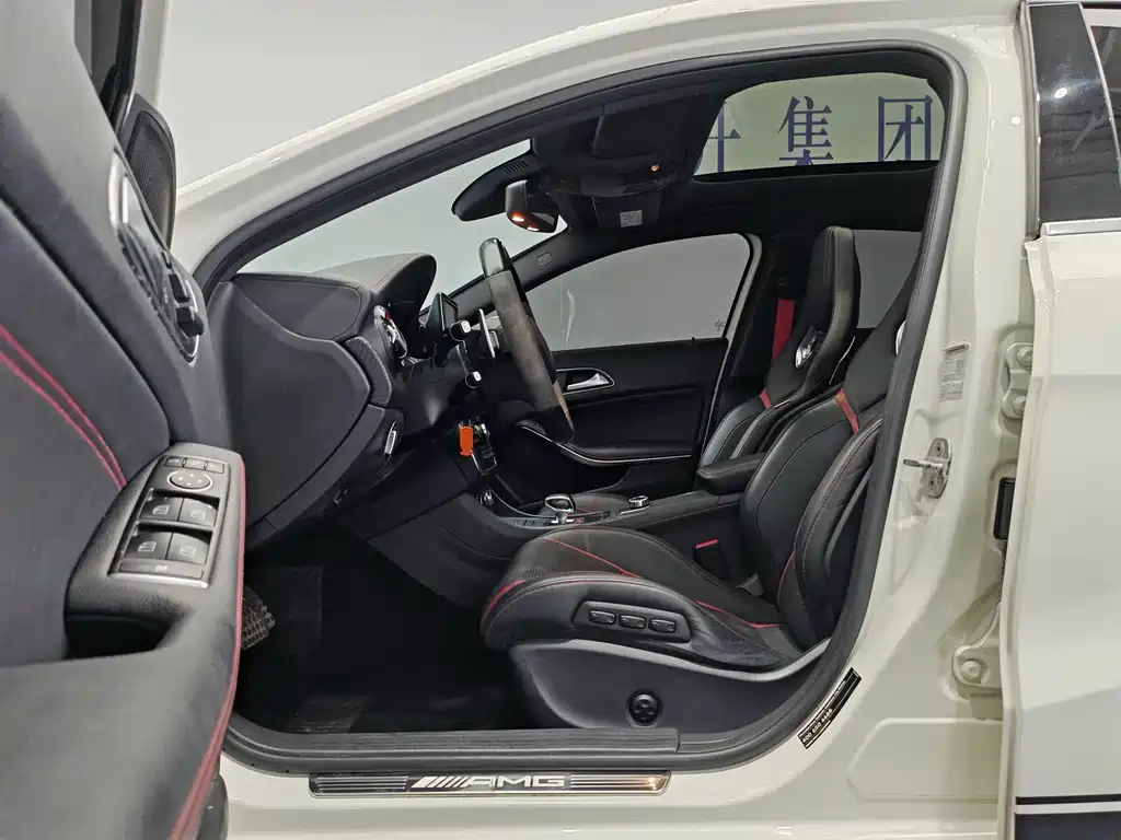 Mercedes-Benz A-Class AMG 2015 — фото 11