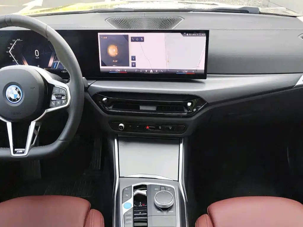 BMW i3 2025 — фото 8