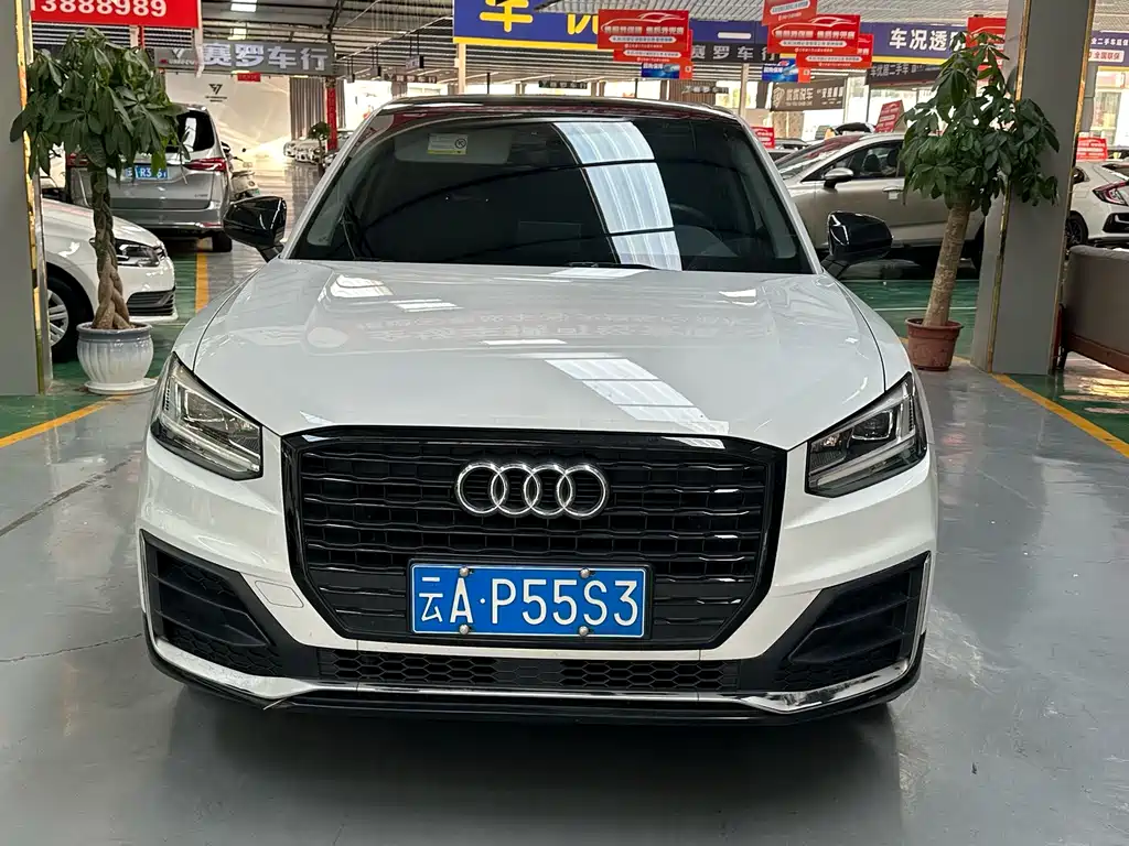 Audi Q2L 2019 — фото 2