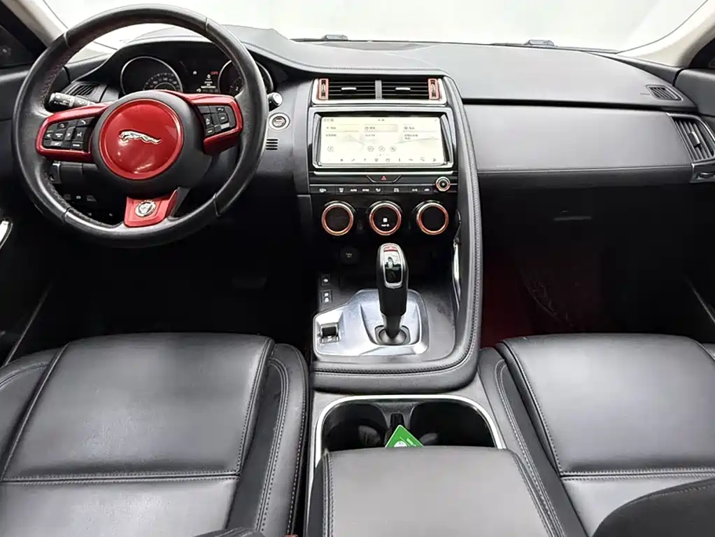 Jaguar E-PACE 2019