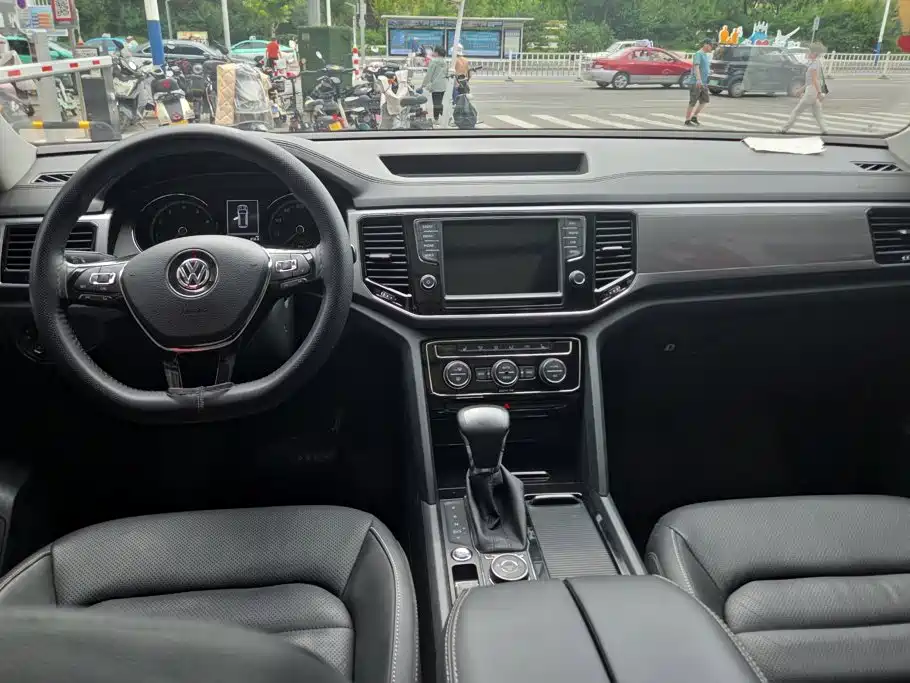 Volkswagen Teramont 2018 — фото 12