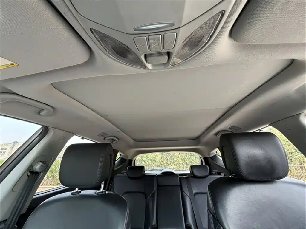 Hyundai Santa Fe 2016 — фото 21