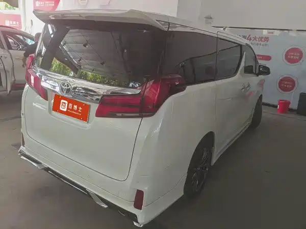 Toyota Alphard 2018
