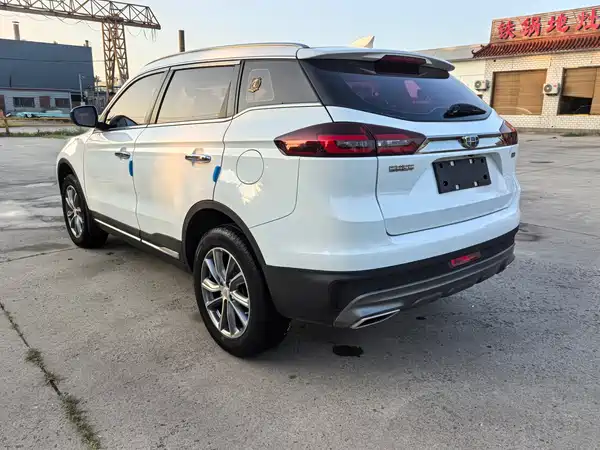 Geely Boyue 2018