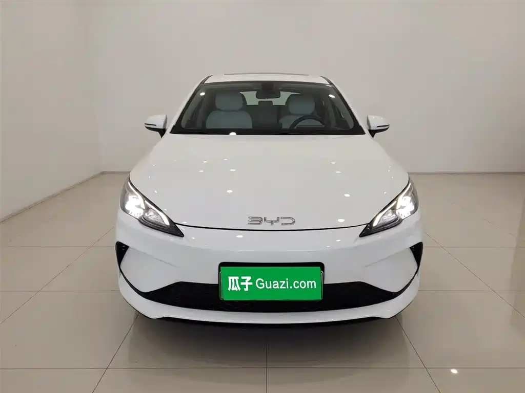 BYD Seal 05 DM-i 2025 — фото 3