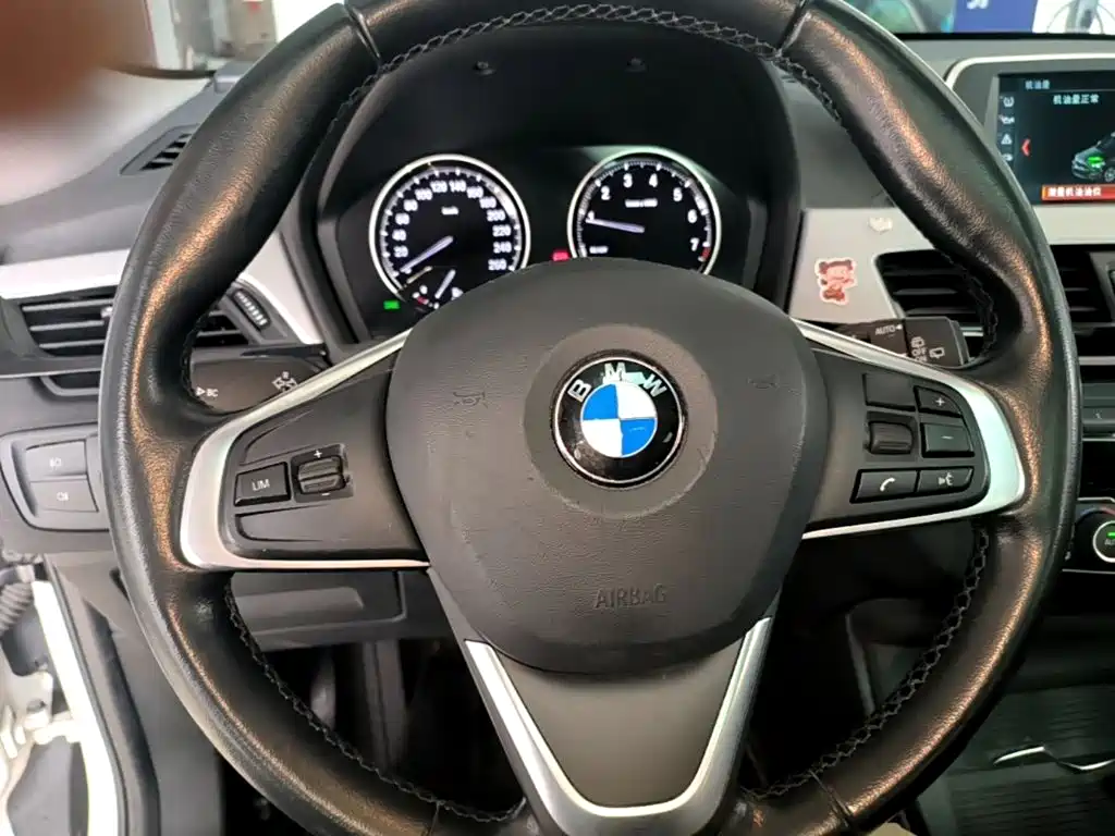 BMW X1 2018 — фото 11