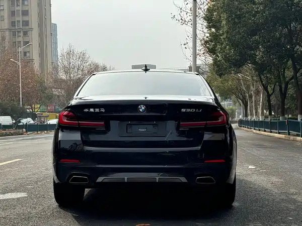 BMW 5 Series 2022