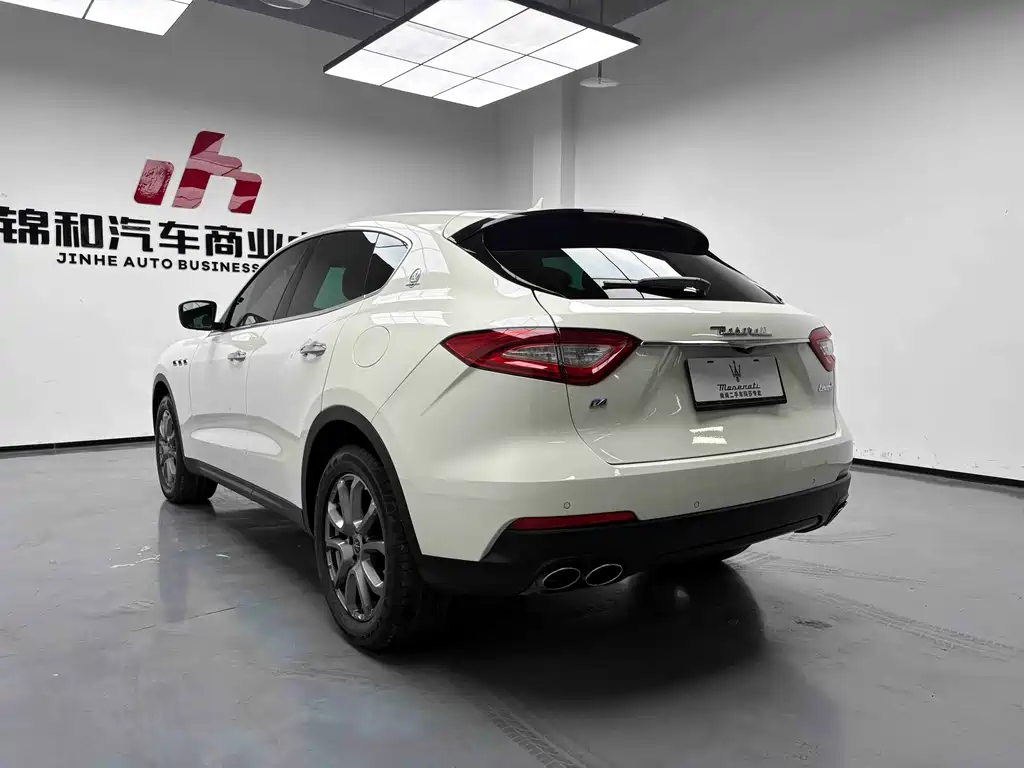 Maserati Levante 2021 — фото 28