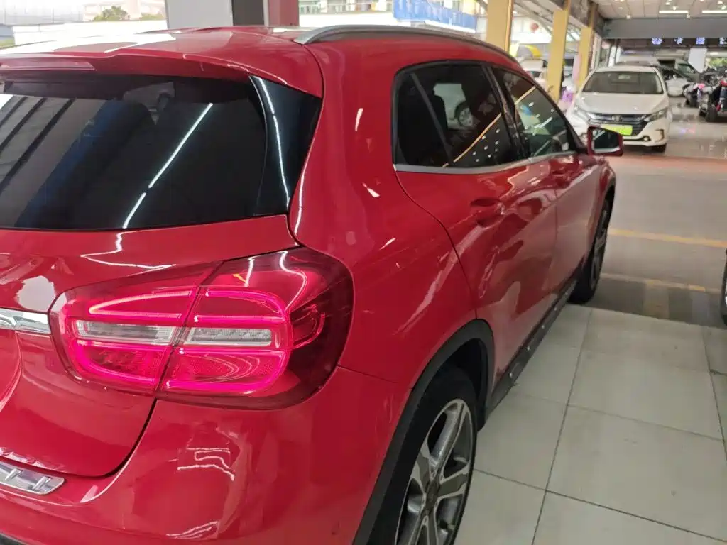 Mercedes-Benz GLA 2015 — фото 24