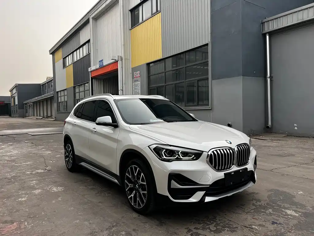 BMW X1 2023 — фото 3