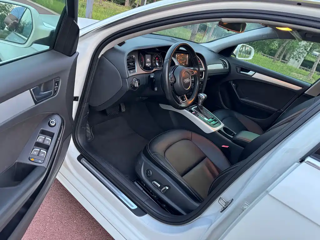Audi A4L 2013