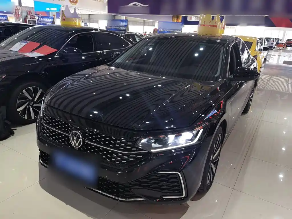 Volkswagen Passat 2022