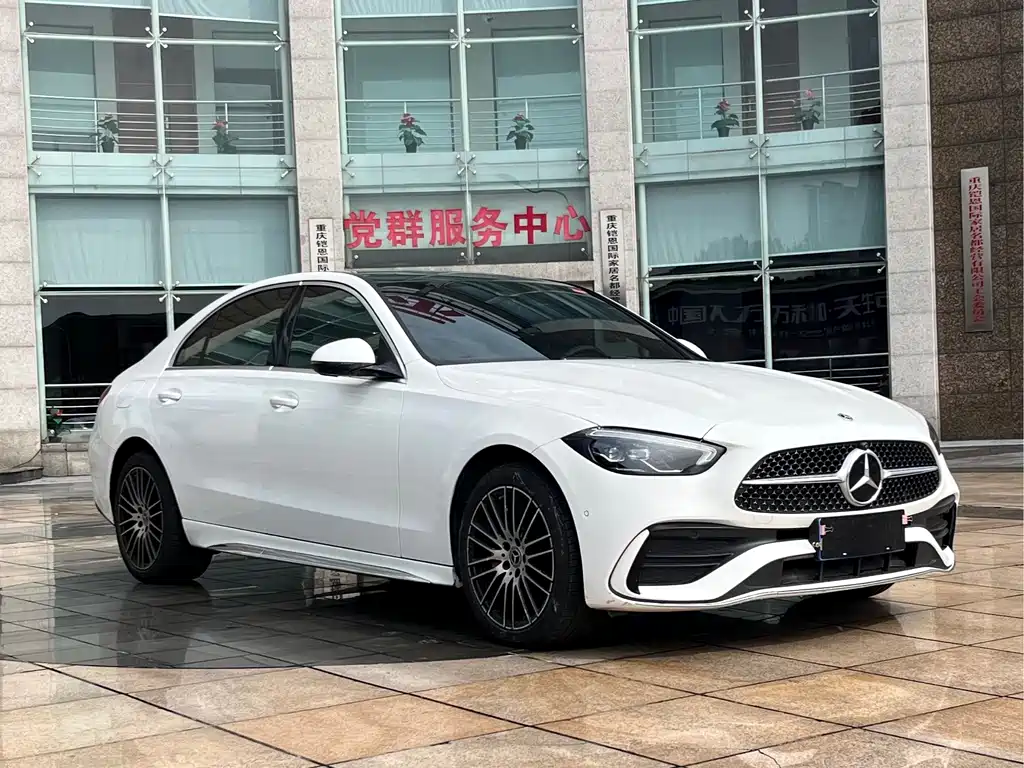 Mercedes-Benz C-Class 2025 — фото 3