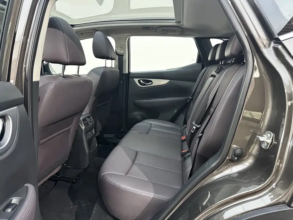 Nissan Qashqai 2023 — фото 17