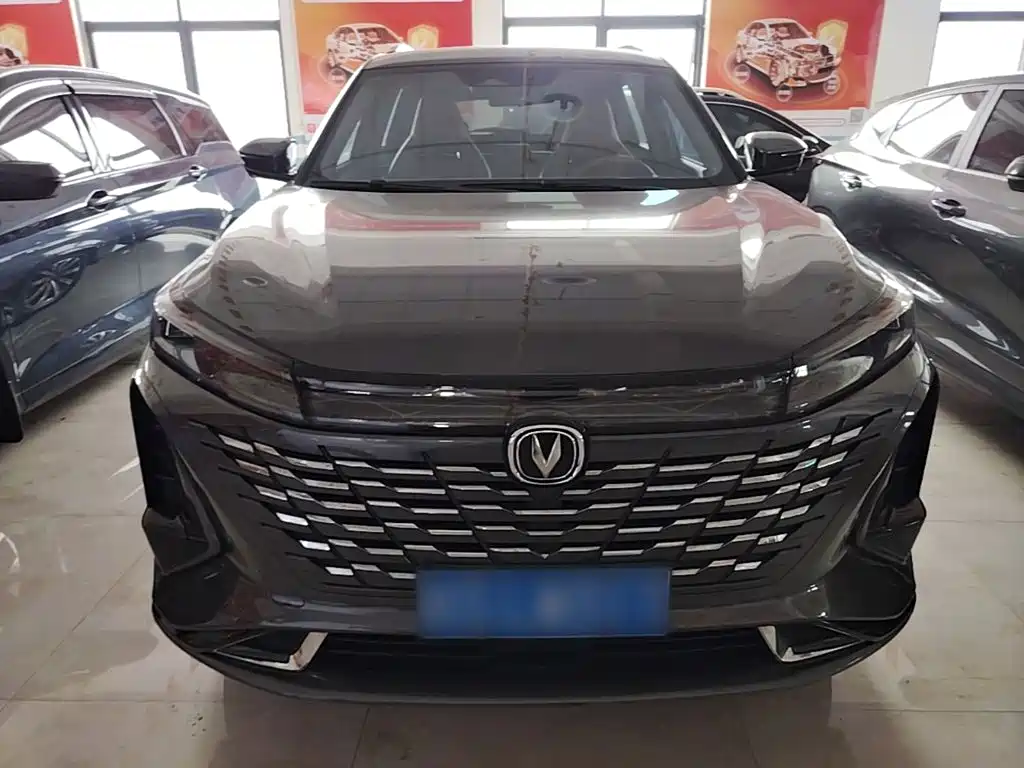 Changan CS75PLUS 2023 — фото 3