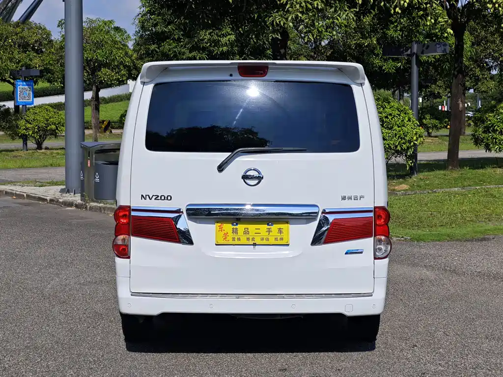 Nissan NV200 2018 — фото 8