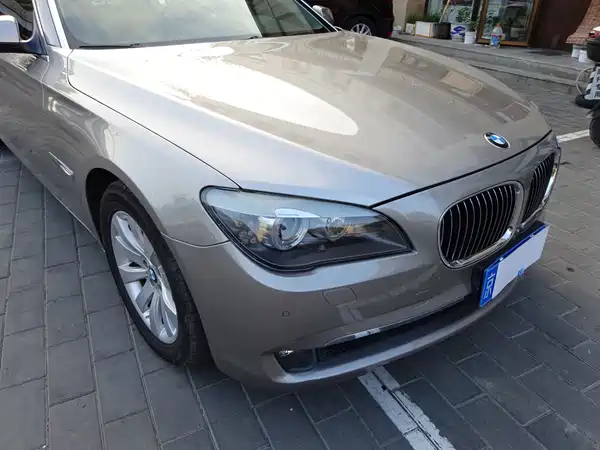 BMW 7 Series 2011