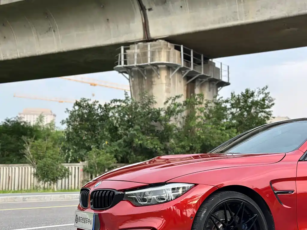 BMW M4 2018 — фото 18