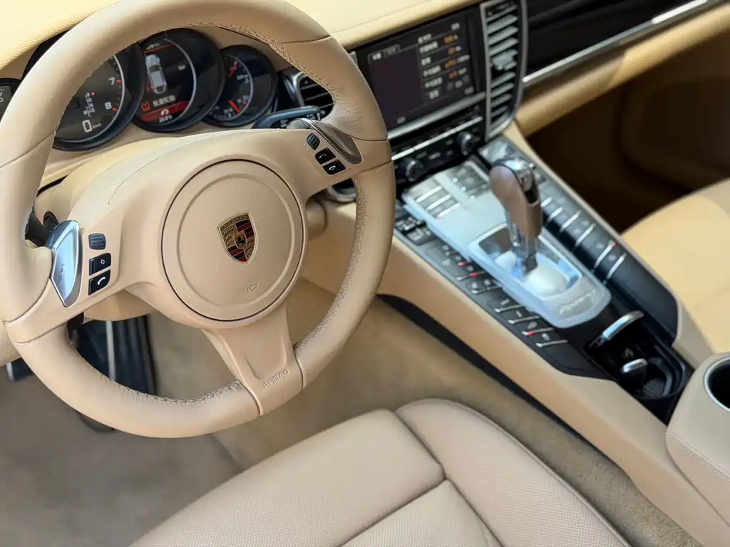Porsche Panamera 2016 — фото 6