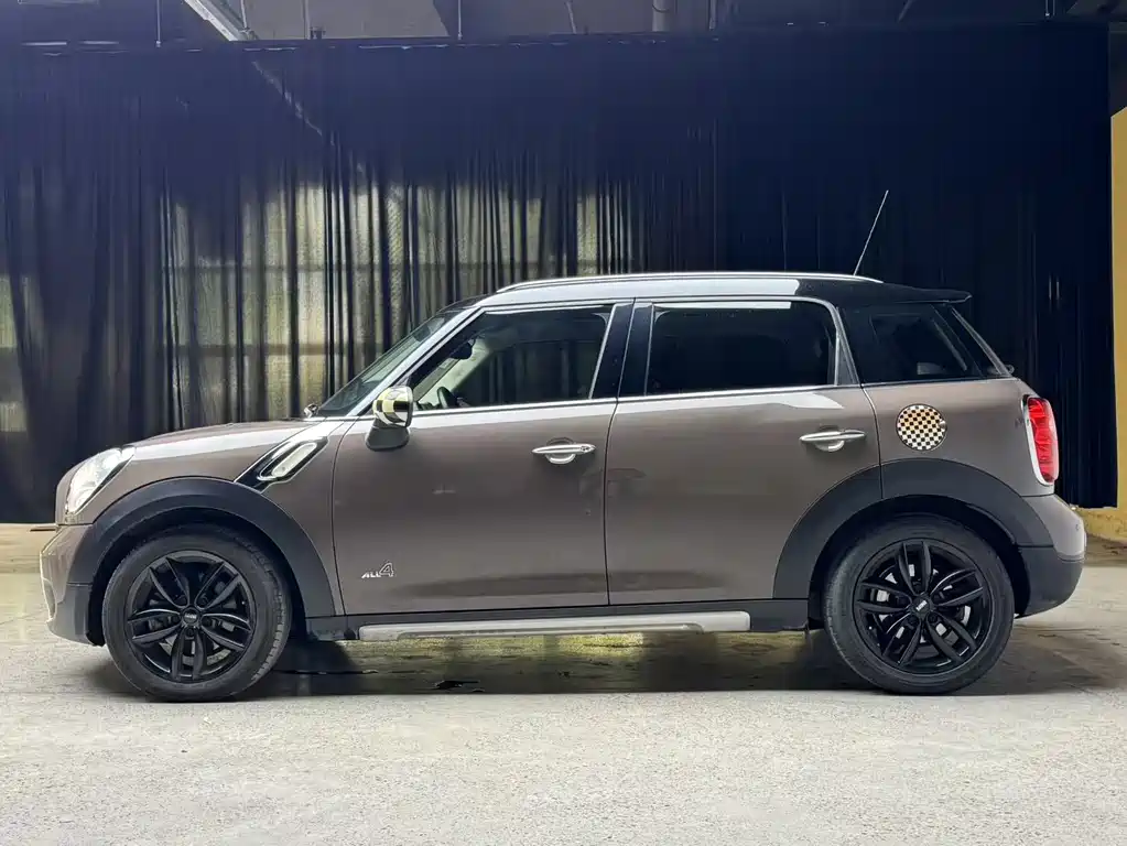 MINI Countryman 2015 — фото 4