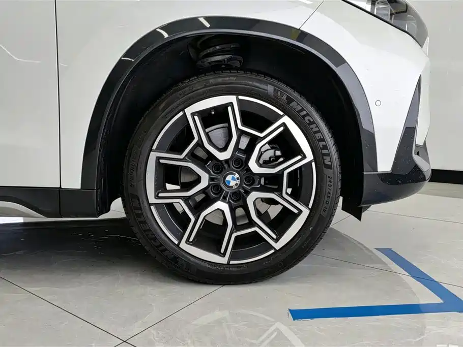 BMW X1 2024 — фото 6