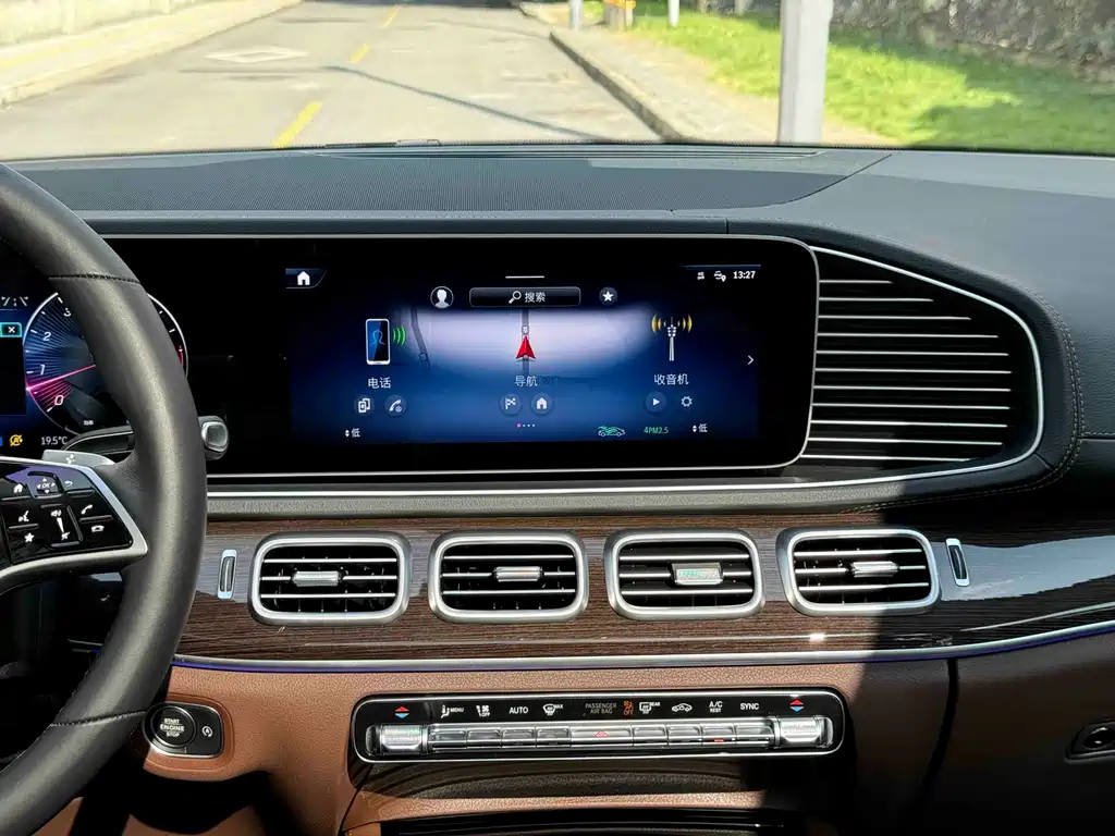 Mercedes-Benz GLE 2025 — фото 14