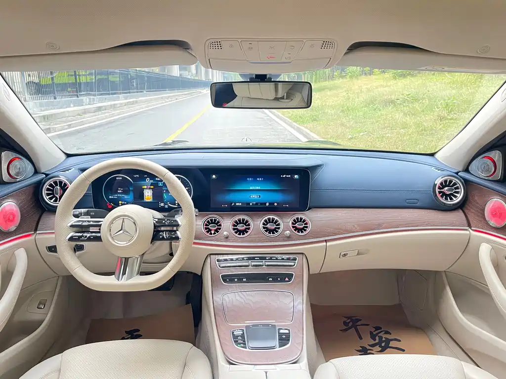 Mercedes-Benz E-Class 2023 — фото 6