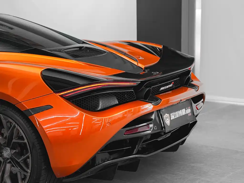 McLaren 720S 2018 — фото 10