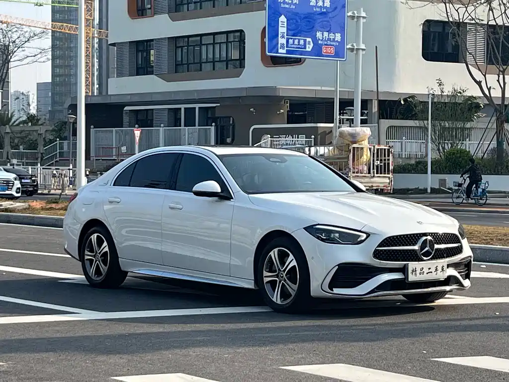 Mercedes-Benz C-Class 2022 — фото 3