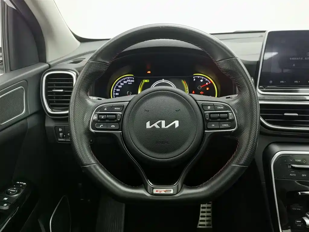 Kia KX5 2023 — фото 11