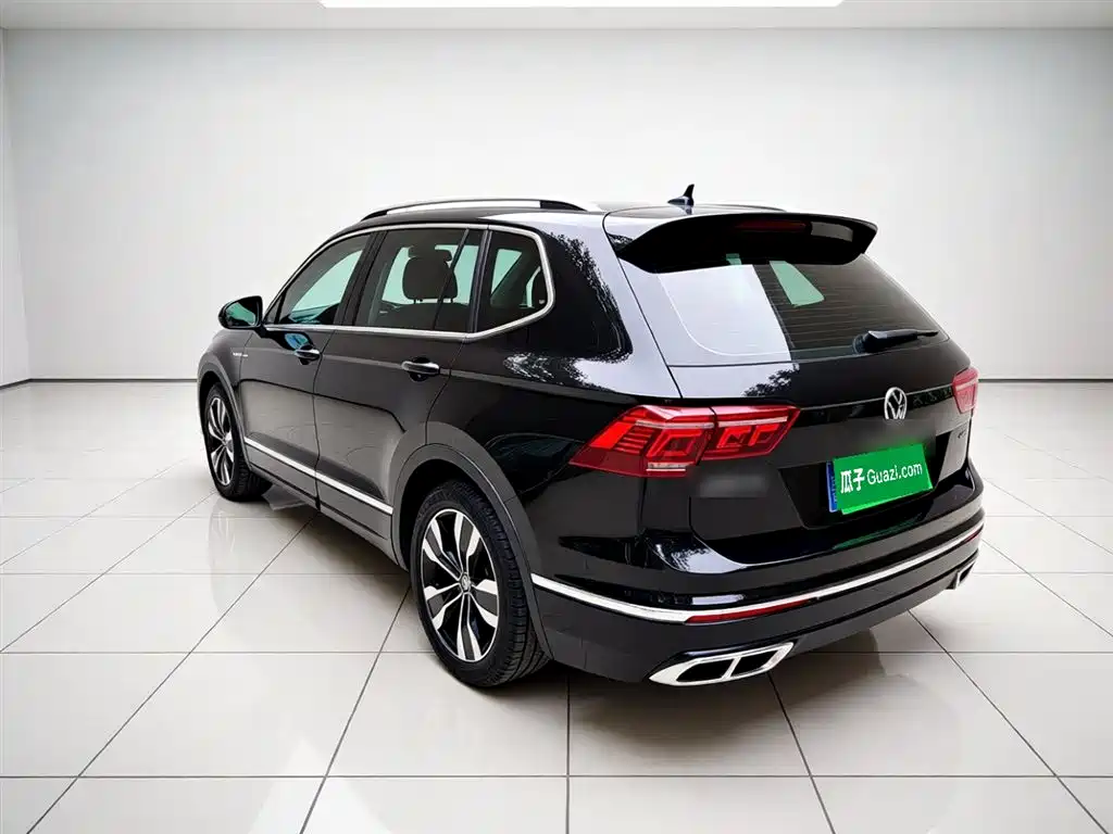 Volkswagen Tiguan L 2024