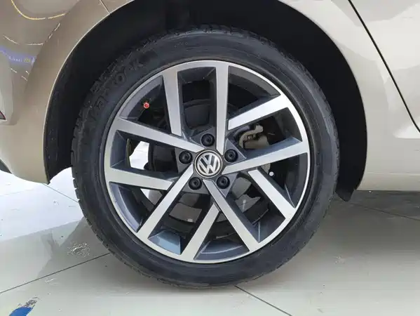 Volkswagen Golf 2020