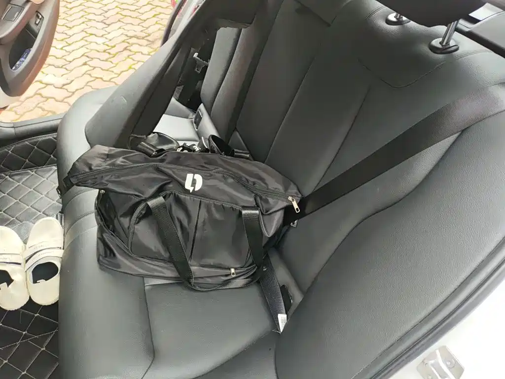 BMW 3 Series 2015 — фото 15
