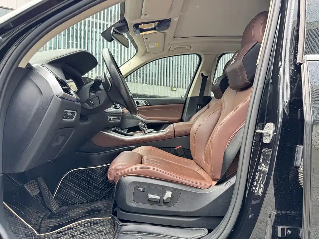 BMW X5 2021