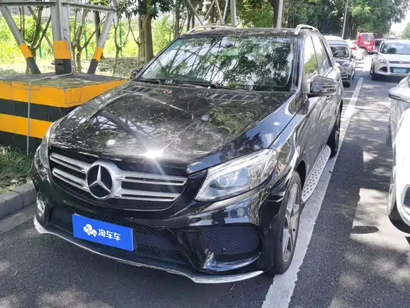 Mercedes-Benz GLE 2016