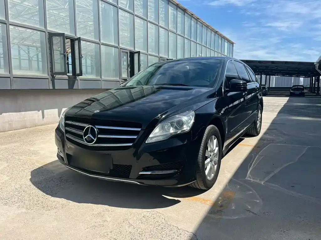 Mercedes-Benz R-Class 2016