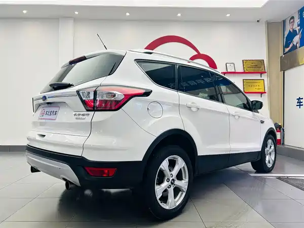 Ford Kuga 2017