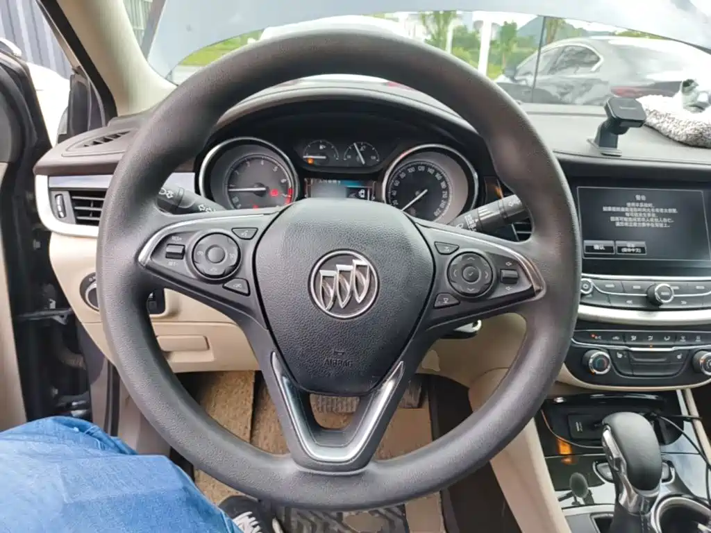Buick Verano 2015 — фото 10