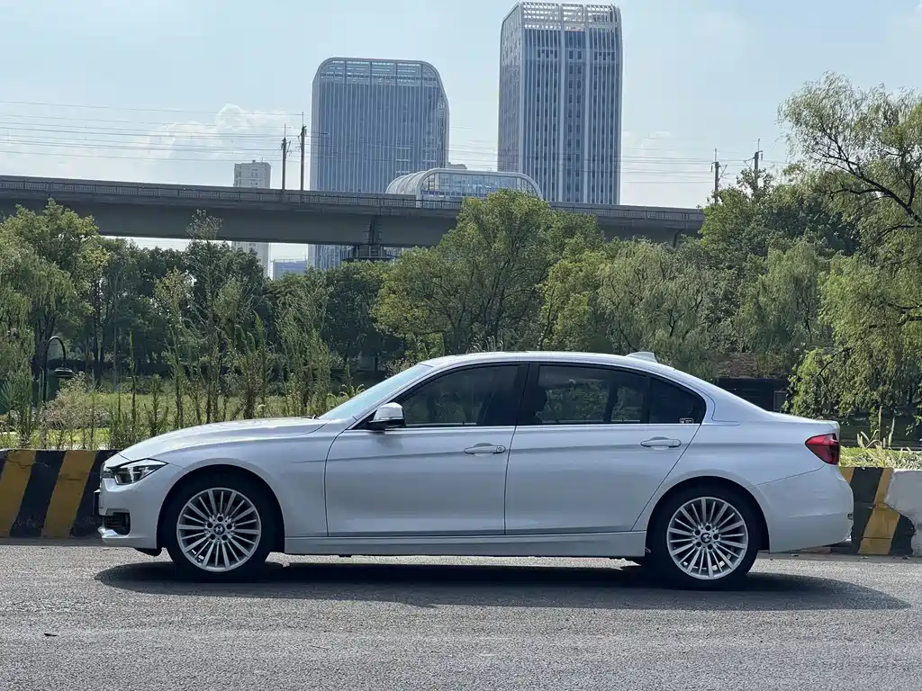 BMW 3 Series 2018