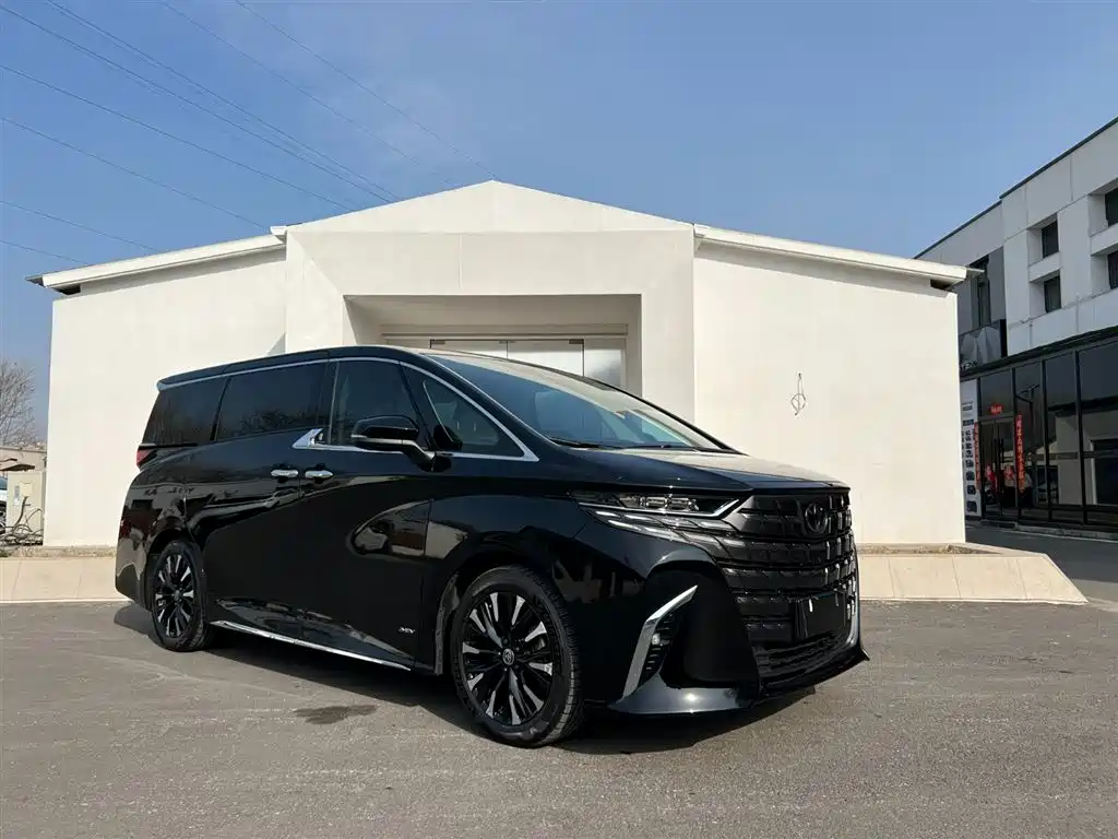 Toyota Alphard 2023